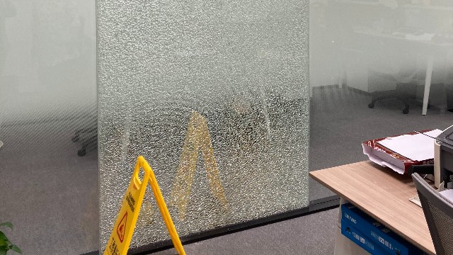 上海防爆膜哪家好_如何辨別玻璃防爆膜的質量